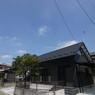 家づくりのプロが選ぶ　平屋でもない、二階建てでもない　美しい日本の家　カーサ　アマーレ